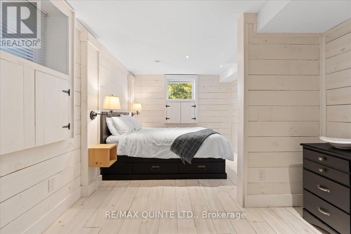 1406 County Road 12, Prince Edward County, Ontario  K0K 2T0 - Photo 33 - X12167040