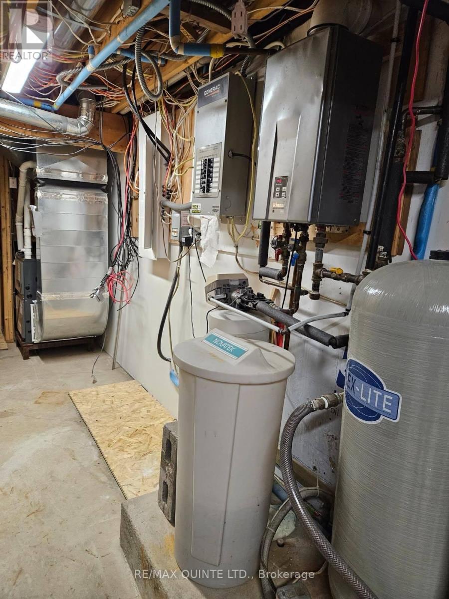1406 County Road 12, Prince Edward County, Ontario  K0K 2T0 - Photo 49 - X12167040