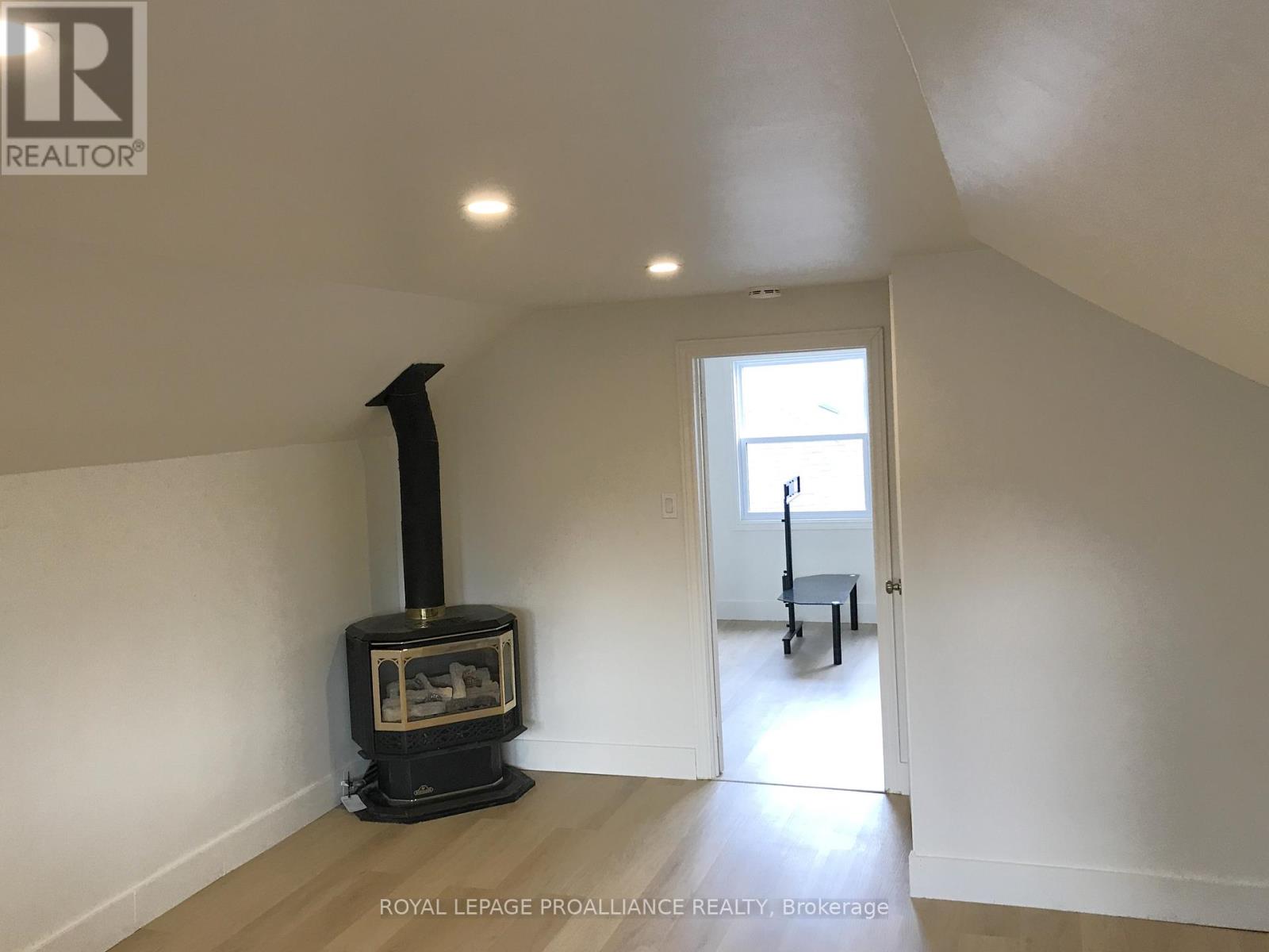 91 Bridge Street W, Belleville, Ontario  K8P 1J4 - Photo 19 - X12168660