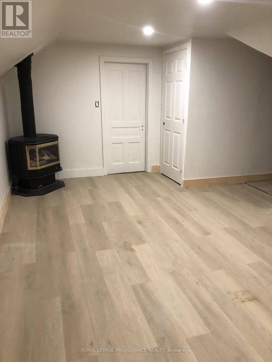 91 Bridge Street W, Belleville, Ontario  K8P 1J4 - Photo 20 - X12168660