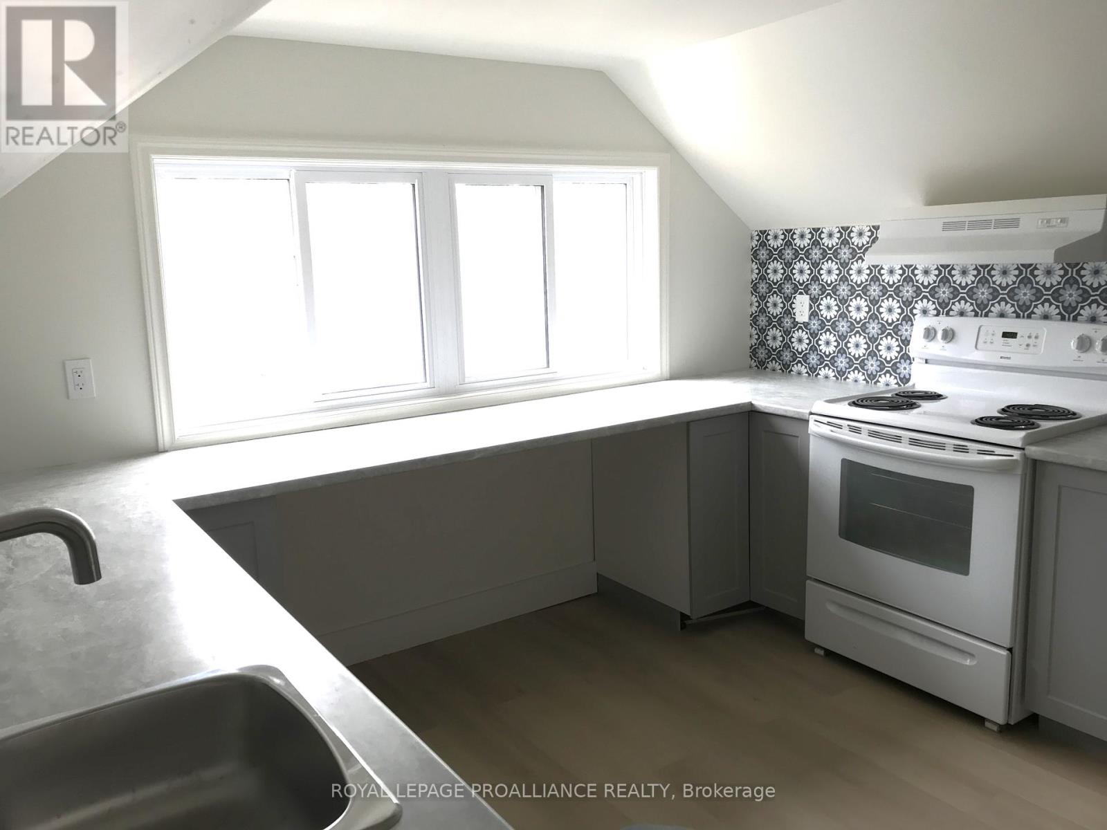 91 Bridge Street W, Belleville, Ontario  K8P 1J4 - Photo 24 - X12168660