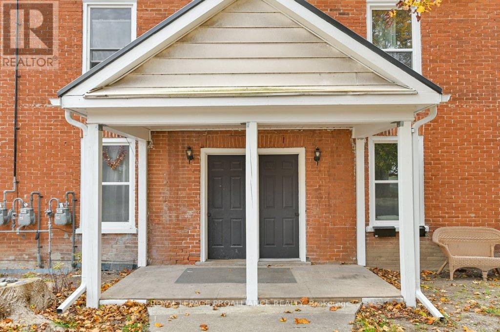 91 Bridge Street W, Belleville, Ontario  K8P 1J4 - Photo 5 - X12168660
