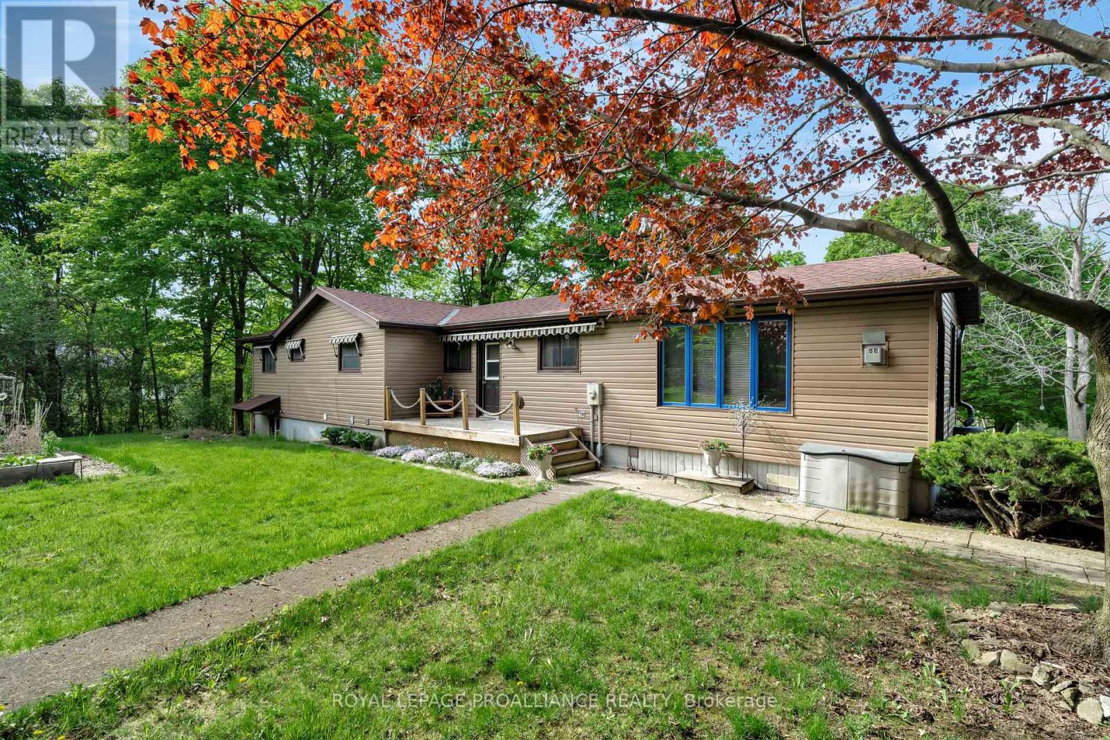 12112C LOYALIST PARKWAY, Prince Edward County, Ontario