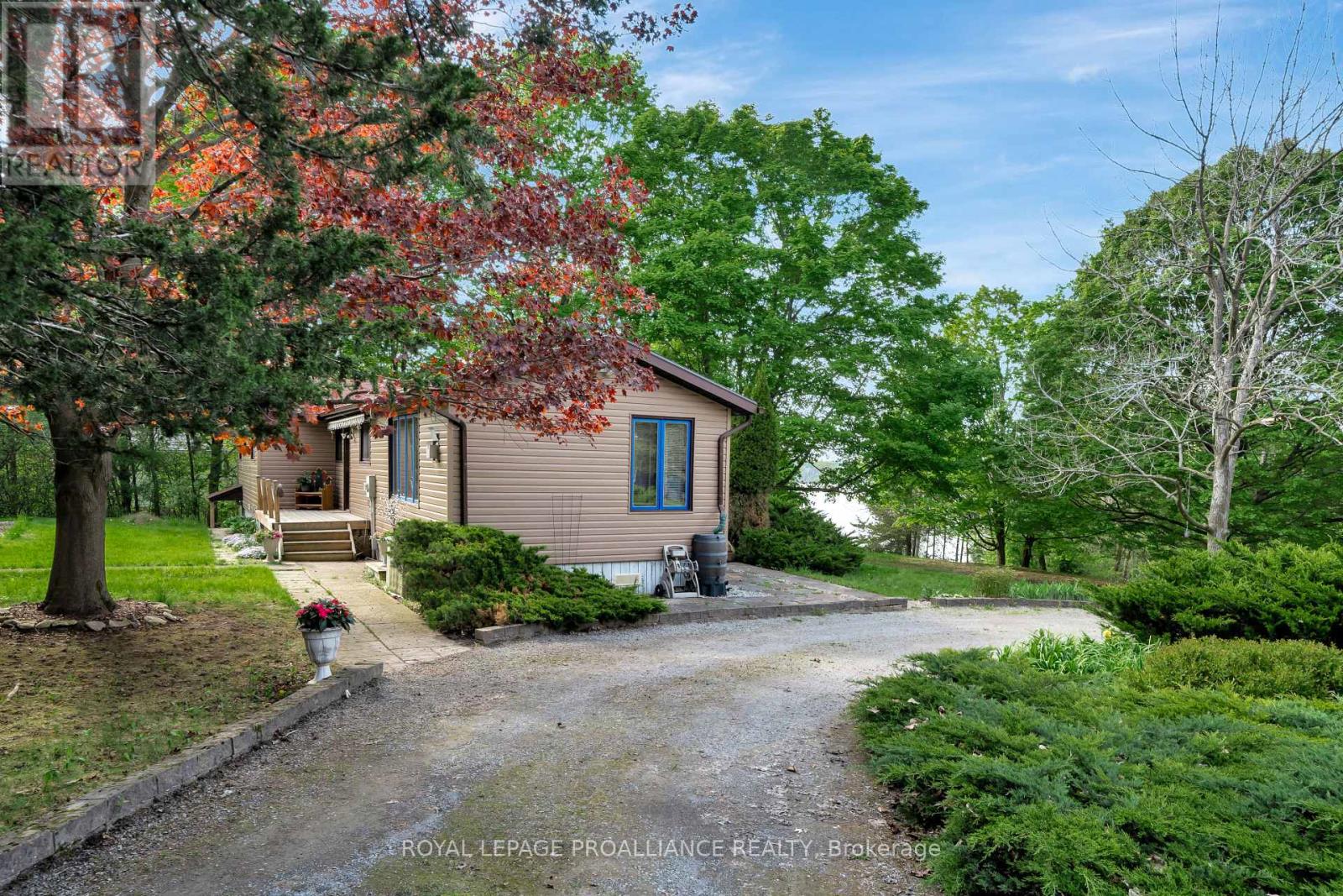 12112c Loyalist Parkway, Prince Edward County, Ontario  K0K 2T0 - Photo 2 - X12169621