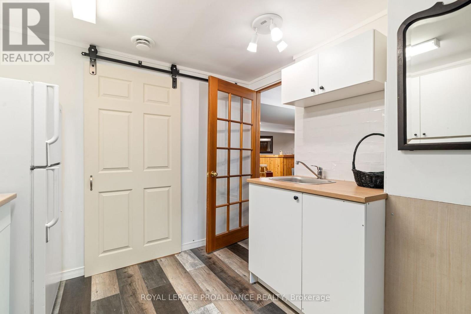 12112c Loyalist Parkway, Prince Edward County, Ontario  K0K 2T0 - Photo 30 - X12169621