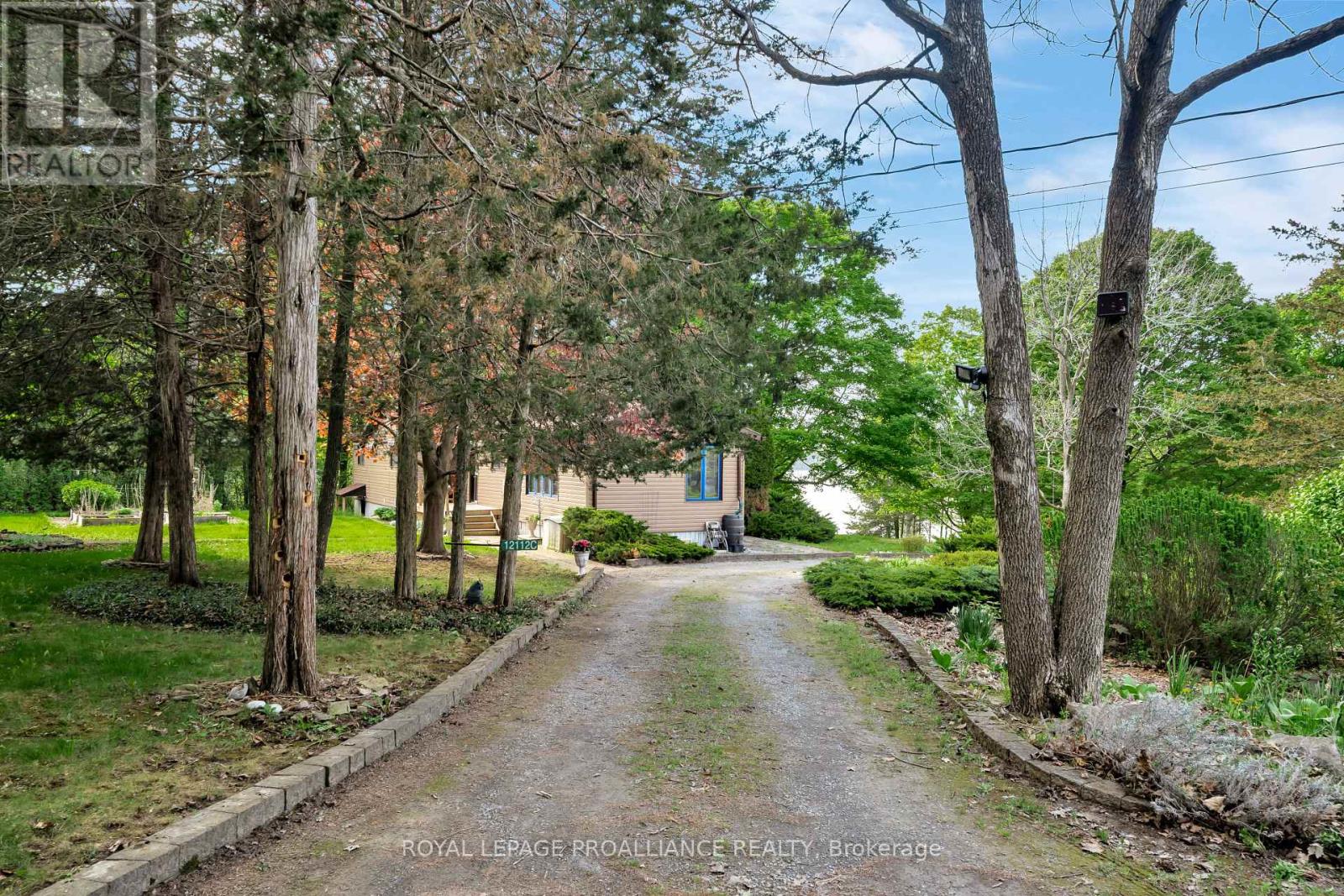 12112c Loyalist Parkway, Prince Edward County, Ontario  K0K 2T0 - Photo 4 - X12169621