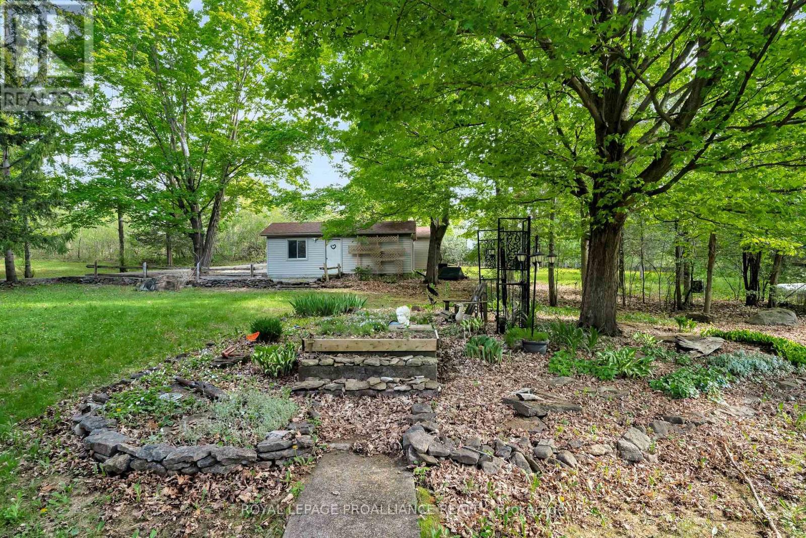 12112c Loyalist Parkway, Prince Edward County, Ontario  K0K 2T0 - Photo 42 - X12169621