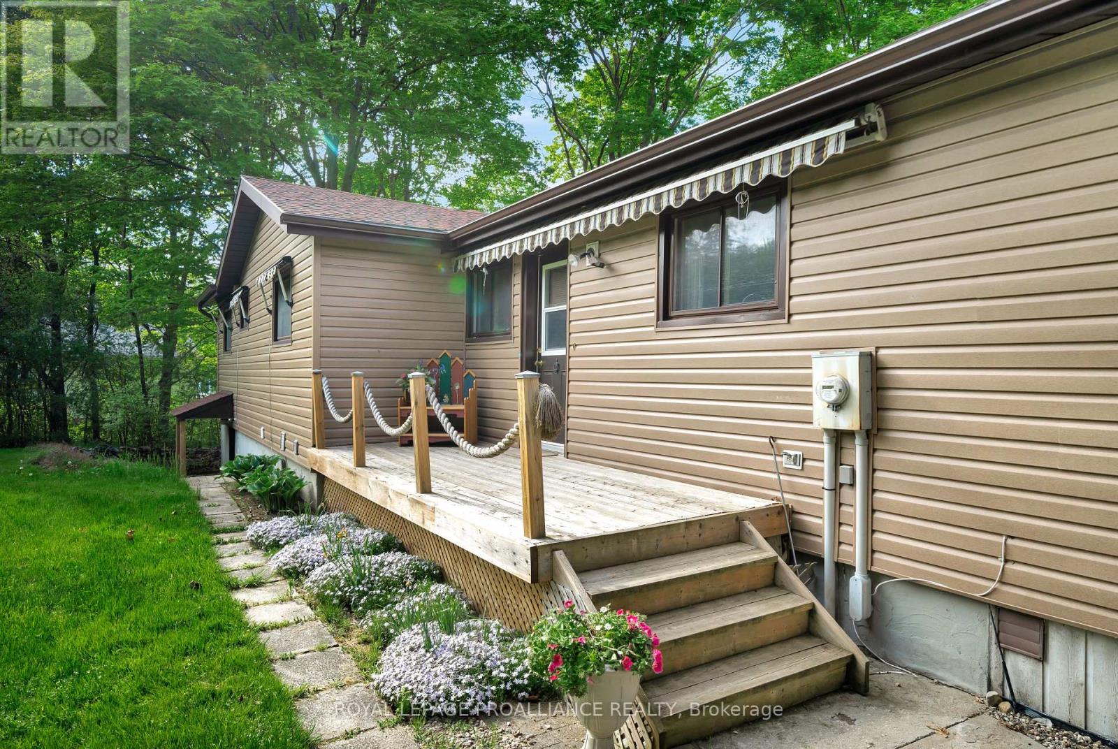 12112c Loyalist Parkway, Prince Edward County, Ontario  K0K 2T0 - Photo 8 - X12169621