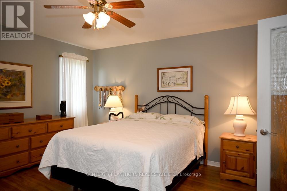 18 Cretney Drive S, Prince Edward County, Ontario  K0K 3L0 - Photo 25 - X12173866
