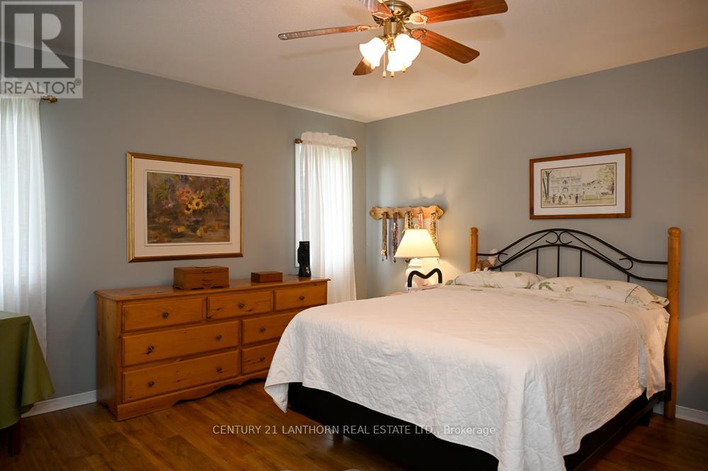 18 Cretney Drive S, Prince Edward County, Ontario  K0K 3L0 - Photo 26 - X12173866