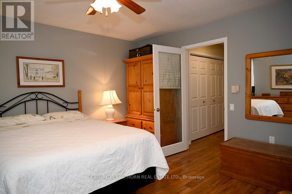 18 Cretney Drive S, Prince Edward County, Ontario  K0K 3L0 - Photo 27 - X12173866