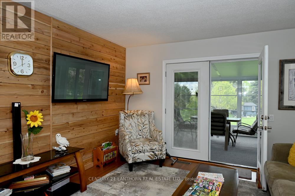 18 Cretney Drive S, Prince Edward County, Ontario  K0K 3L0 - Photo 33 - X12173866