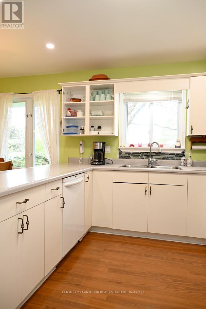 18 Cretney Drive S, Prince Edward County, Ontario  K0K 3L0 - Photo 40 - X12173866