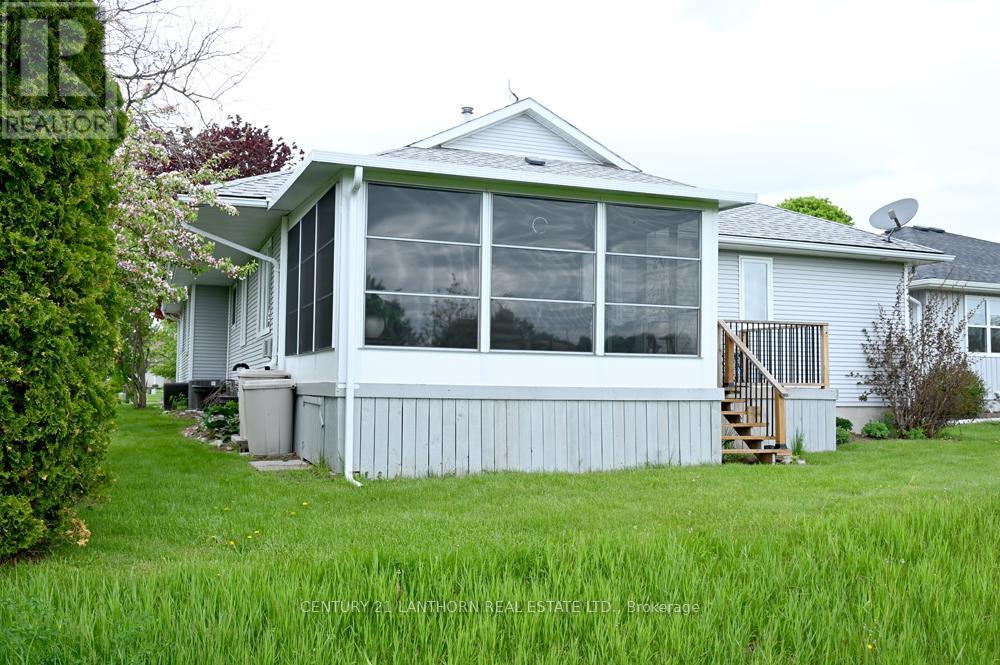 18 Cretney Drive S, Prince Edward County, Ontario  K0K 3L0 - Photo 9 - X12173866