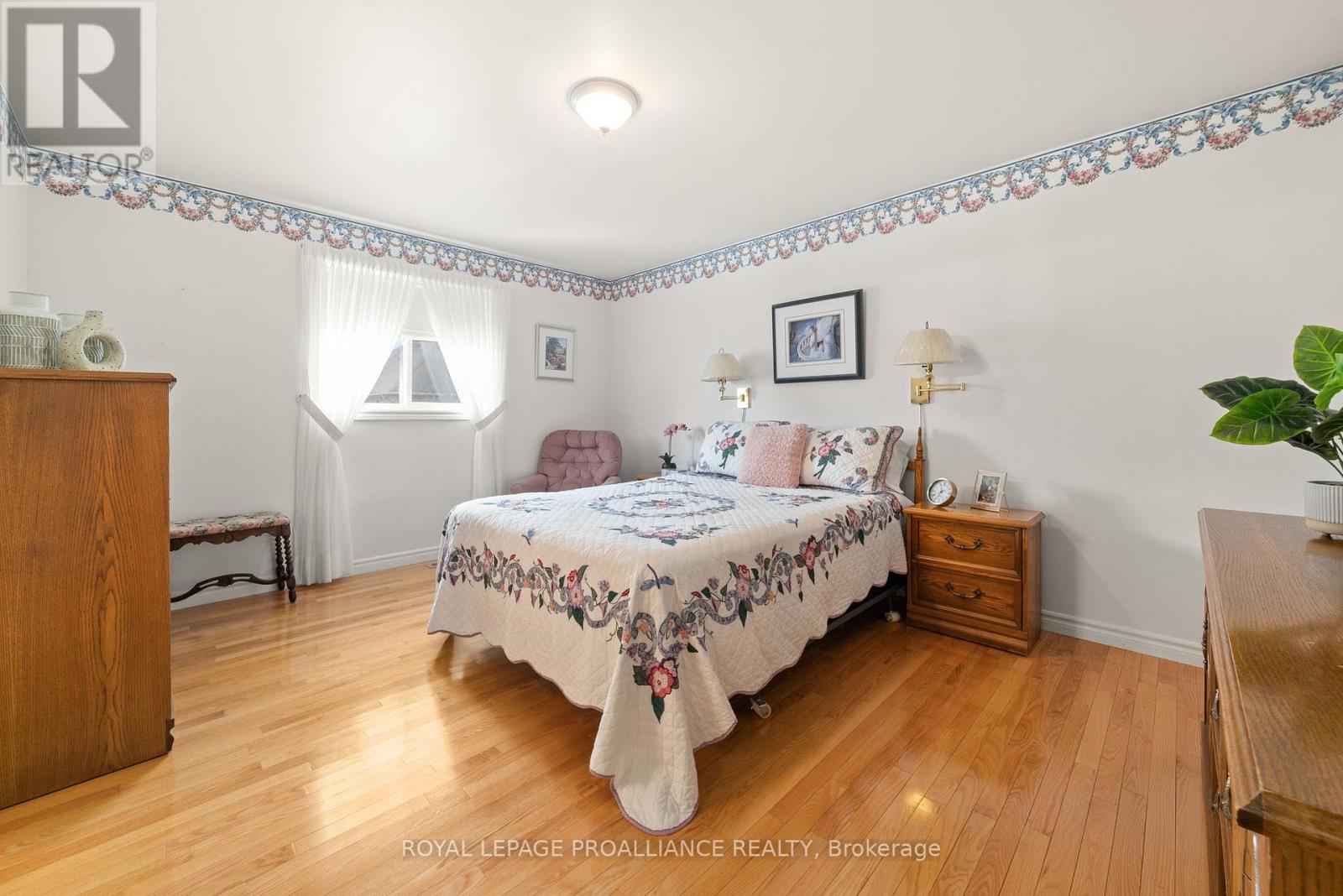 21 Grosvenor Drive, Belleville, Ontario  K8P 5K3 - Photo 20 - X12176844
