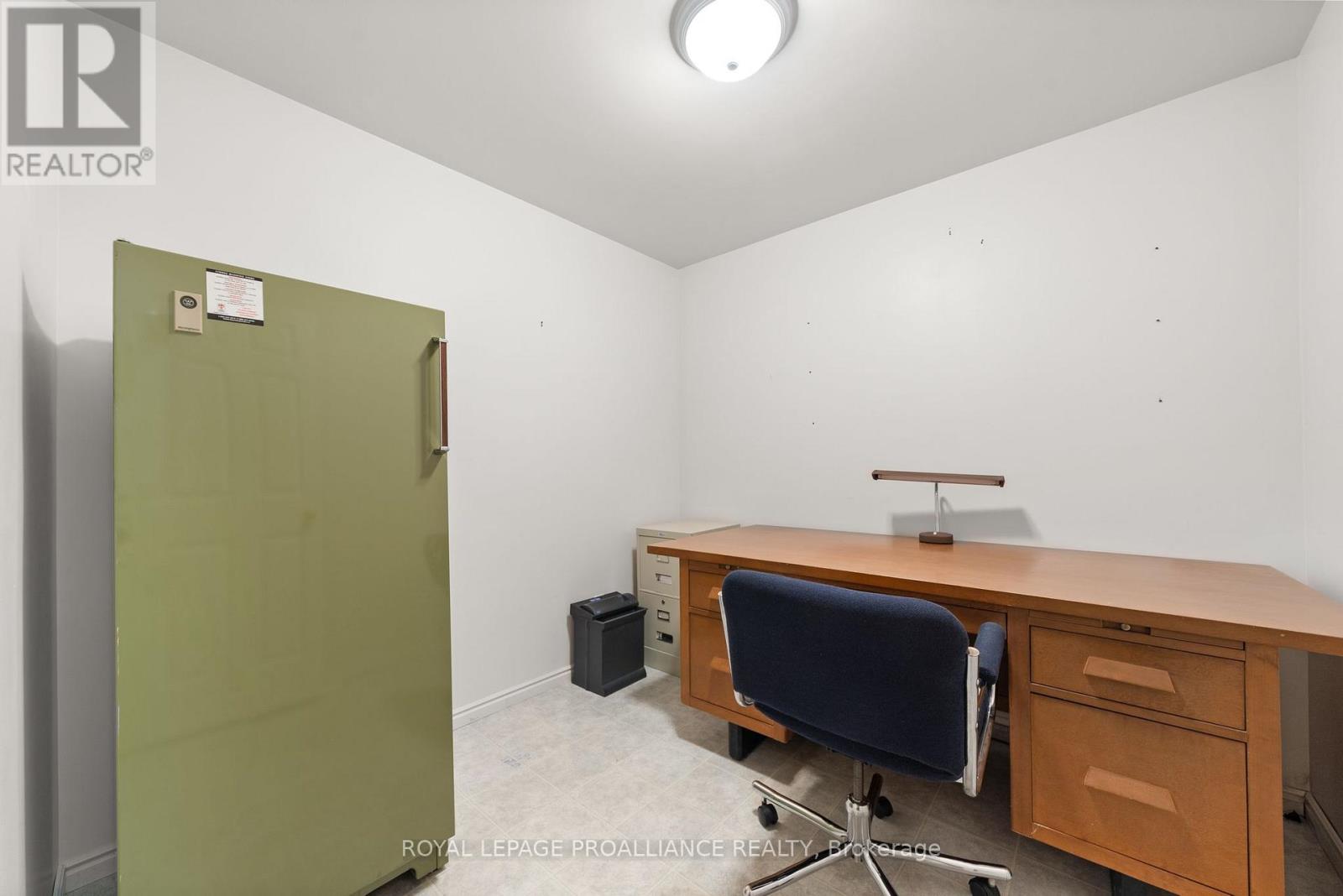 21 Grosvenor Drive, Belleville, Ontario  K8P 5K3 - Photo 28 - X12176844