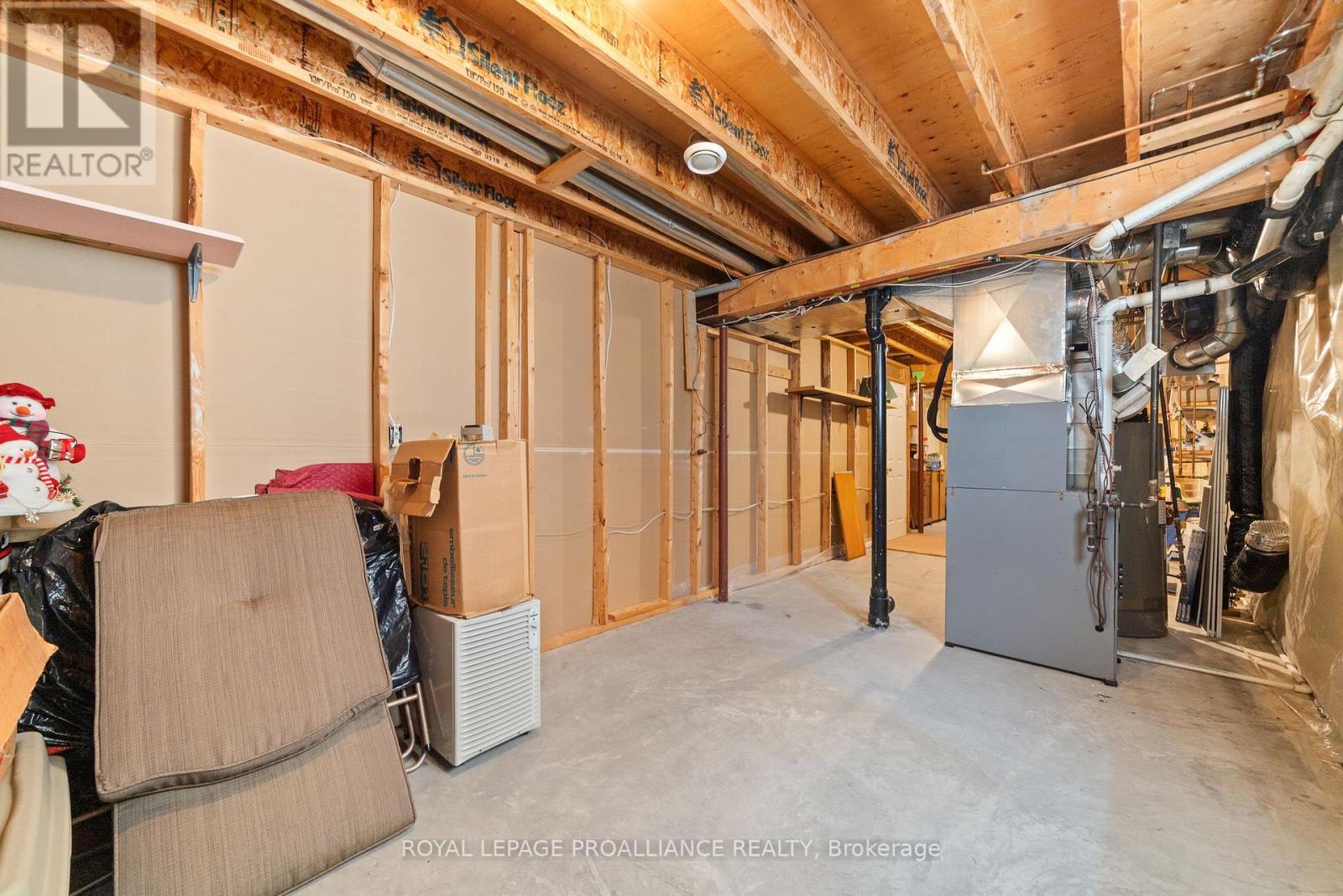 21 Grosvenor Drive, Belleville, Ontario  K8P 5K3 - Photo 34 - X12176844