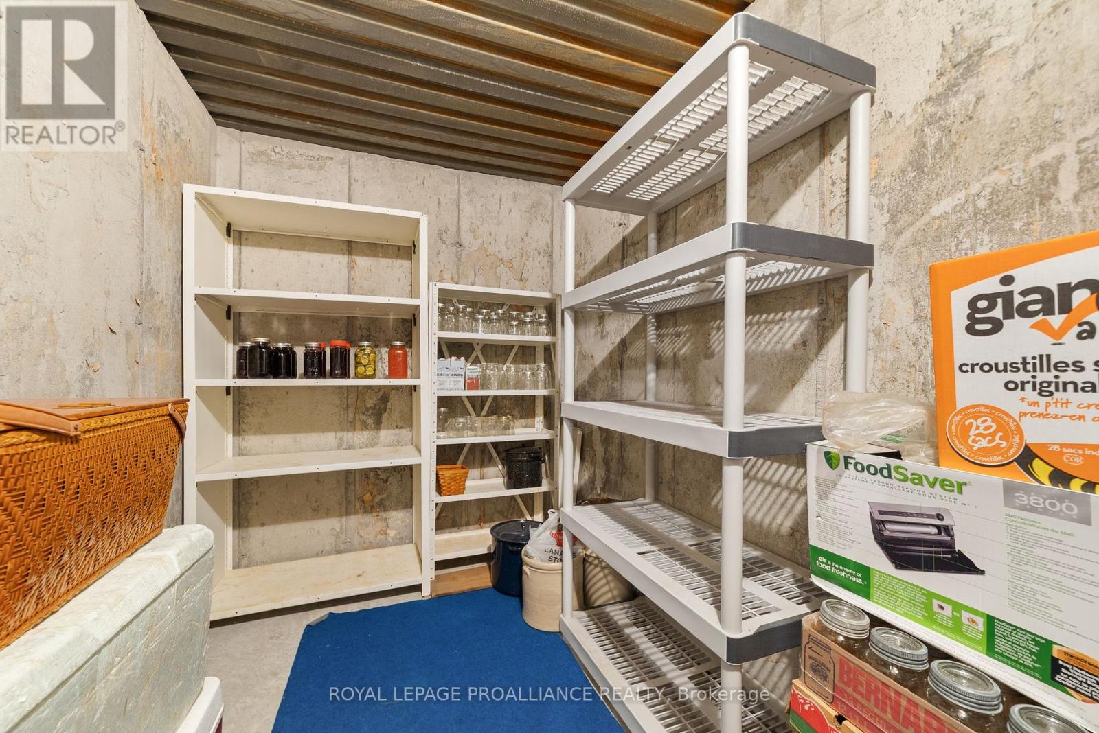 21 Grosvenor Drive, Belleville, Ontario  K8P 5K3 - Photo 35 - X12176844