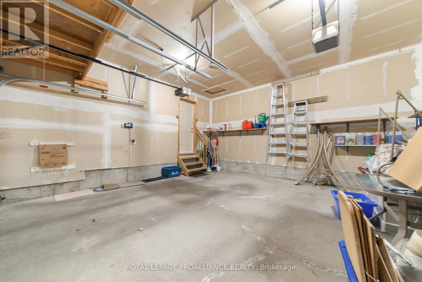 21 Grosvenor Drive, Belleville, Ontario  K8P 5K3 - Photo 37 - X12176844