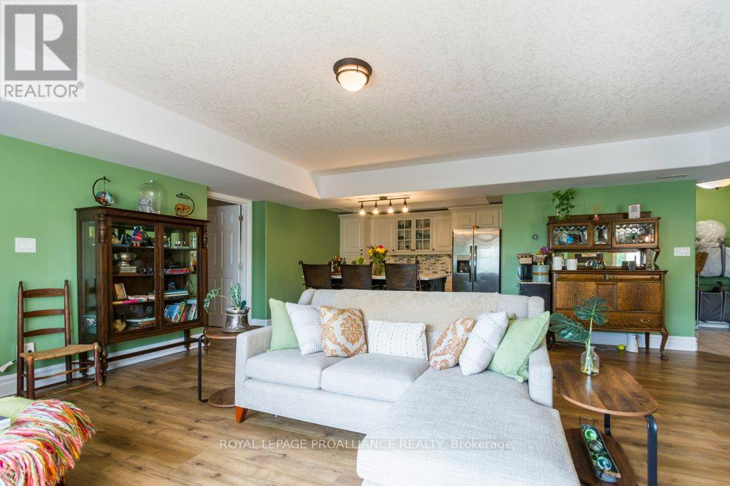 103 - 145 Farley Avenue, Belleville, Ontario  K8N 4L1 - Photo 8 - X12185847