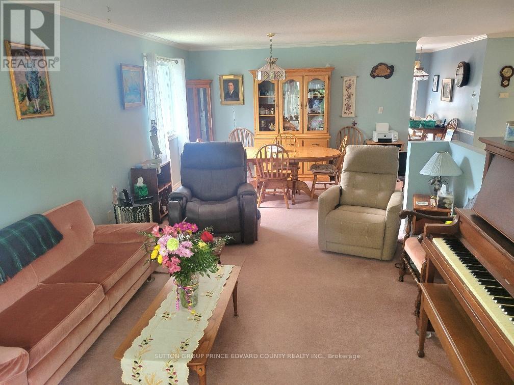 100 Selena Avenue, Belleville, Ontario  K8P 4C4 - Photo 20 - X12188104