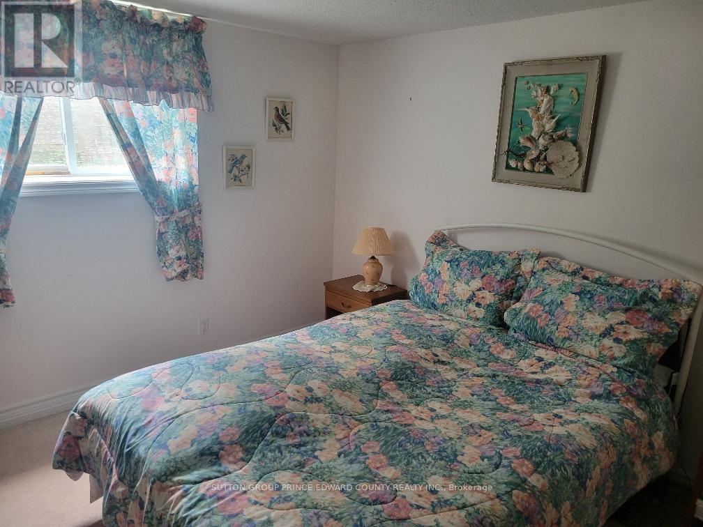 100 Selena Avenue, Belleville, Ontario  K8P 4C4 - Photo 30 - X12188104