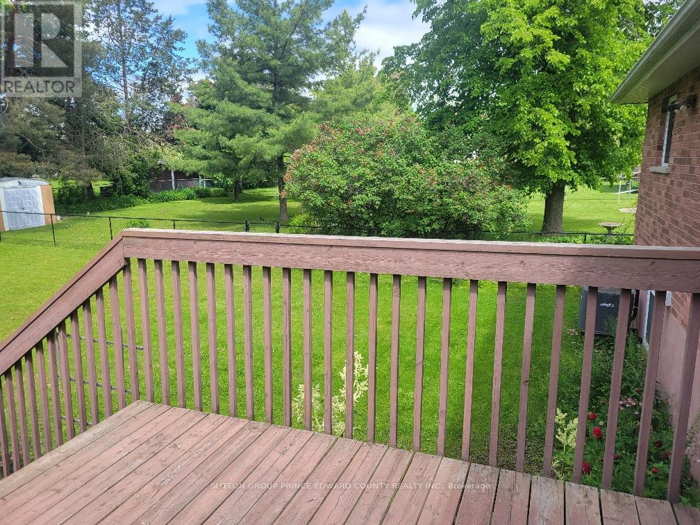 100 Selena Avenue, Belleville, Ontario  K8P 4C4 - Photo 6 - X12188104