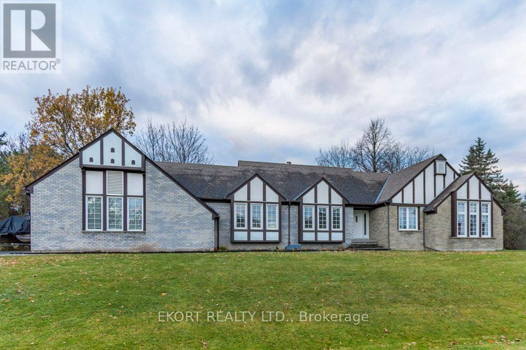24 Kaiser Court, Belleville, Ontario  K8P 5G3 - Photo 2 - X12194001