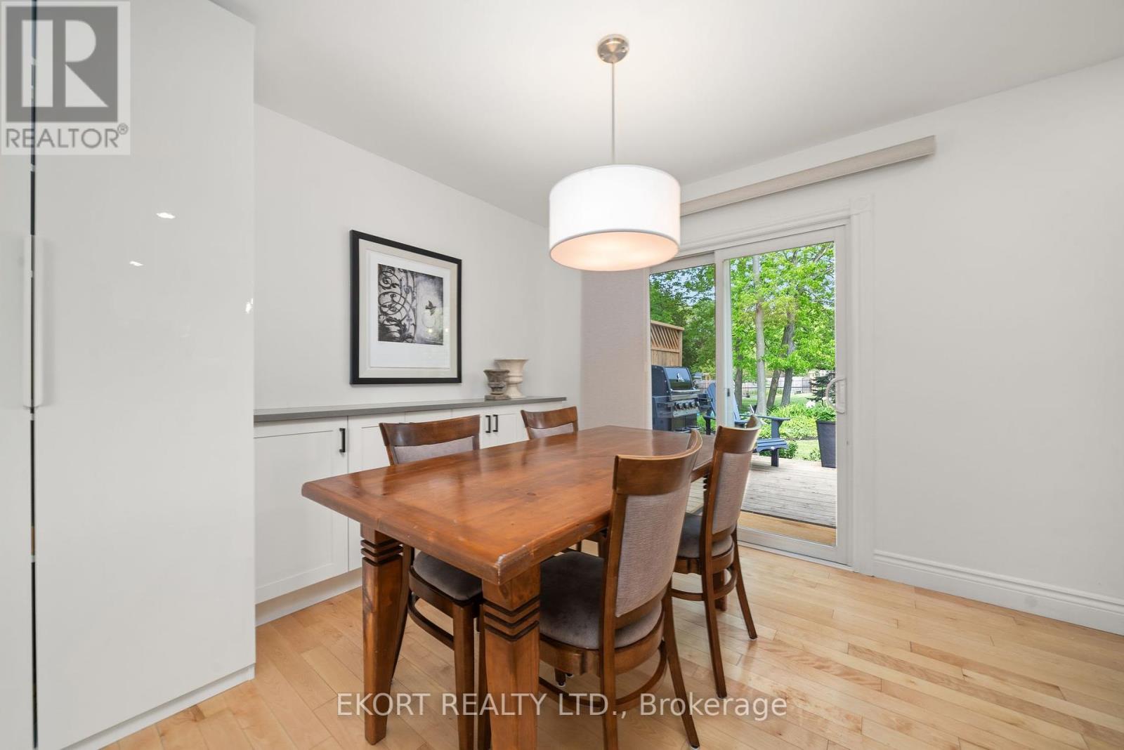 28 Fenwood Crescent, Prince Edward County, Ontario  K8N 4Z7 - Photo 15 - X12196103