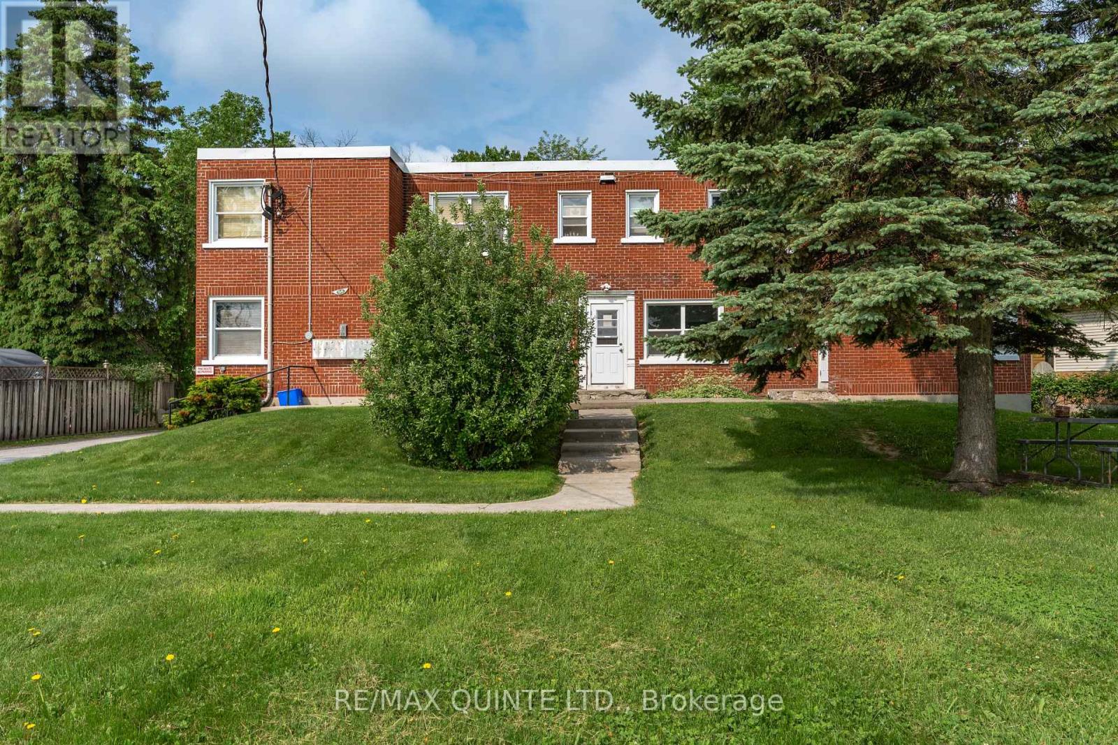 54 Sidney Street, Belleville, Ontario  K8P 3Y8 - Photo 36 - X12204970