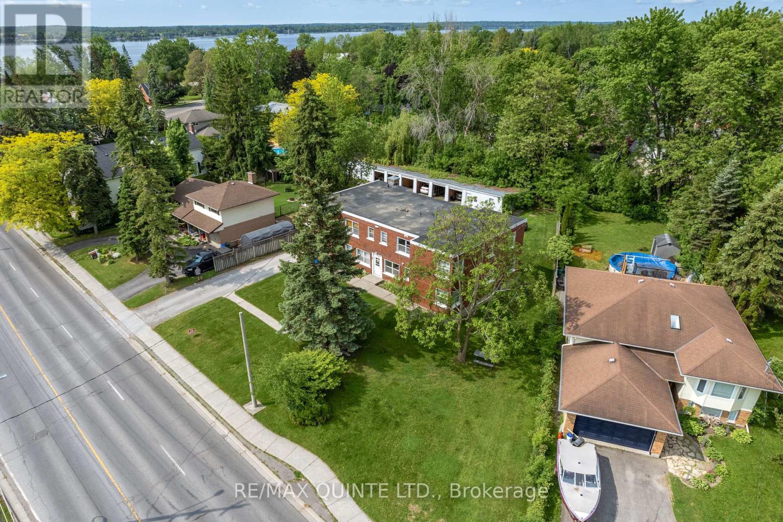 54 Sidney Street, Belleville, Ontario  K8P 3Y8 - Photo 4 - X12204970