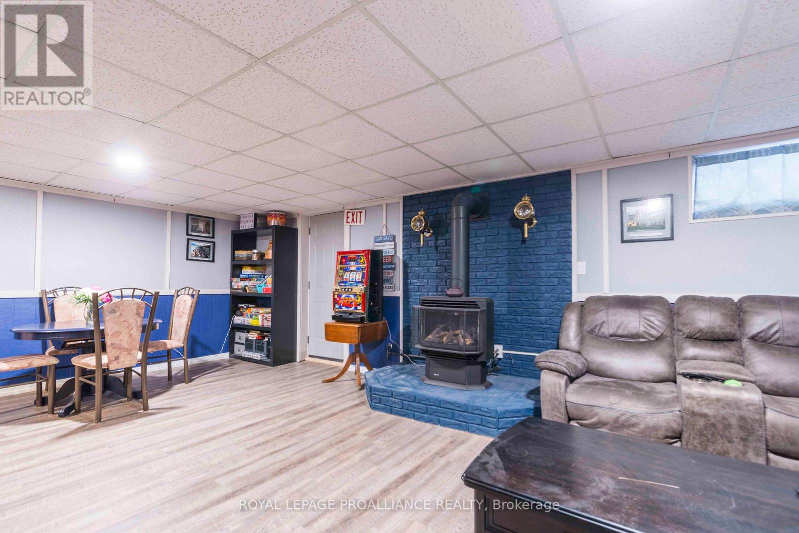 20 Hope Crescent, Belleville, Ontario  K8P 4S2 - Photo 42 - X12209173