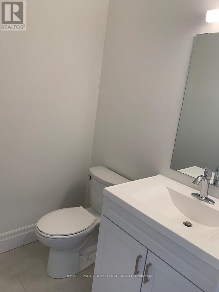 65 Evans Street, Prince Edward County, Ontario  K0K 2T0 - Photo 15 - X12211199