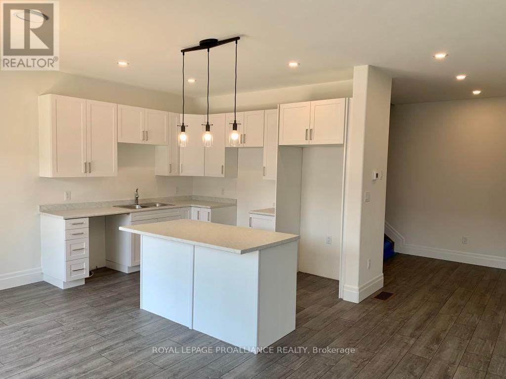 65 Evans Street, Prince Edward County, Ontario  K0K 2T0 - Photo 8 - X12211199