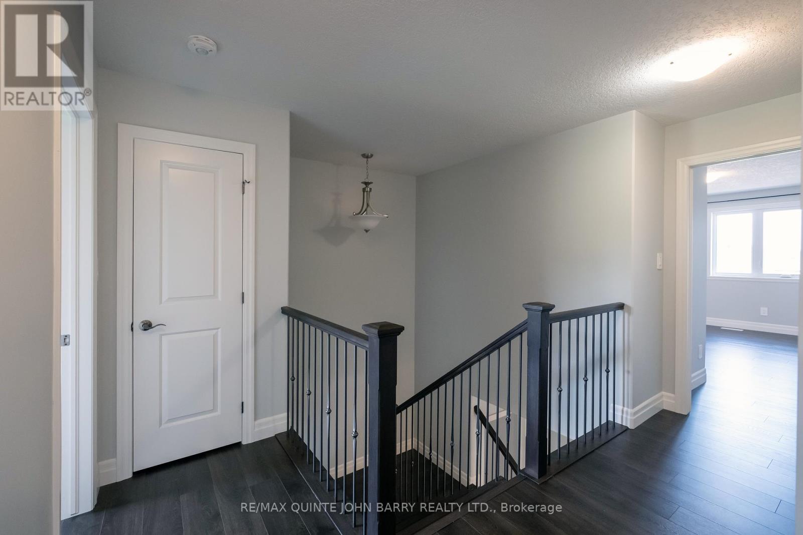 49 Lanark Drive, Belleville, Ontario  K8N 0G8 - Photo 17 - X12219094
