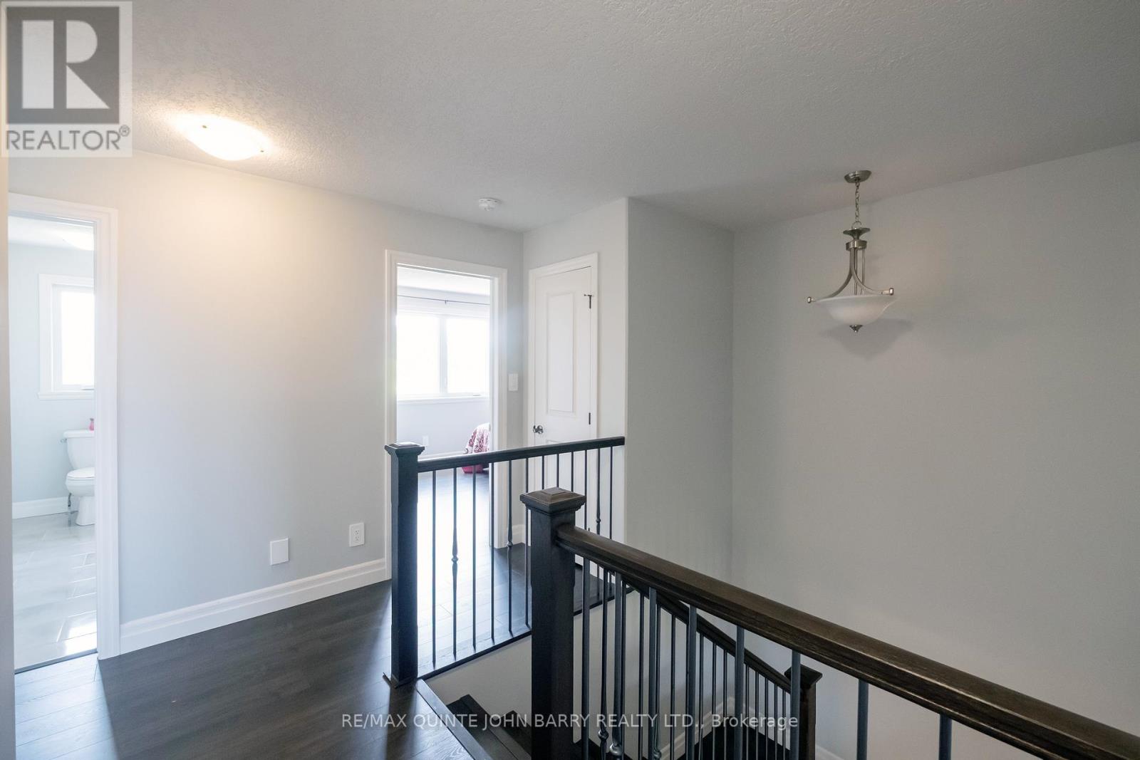 49 Lanark Drive, Belleville, Ontario  K8N 0G8 - Photo 18 - X12219094