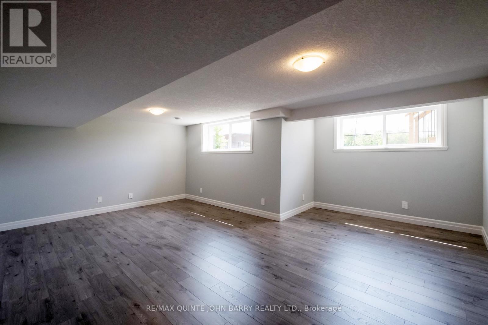 49 Lanark Drive, Belleville, Ontario  K8N 0G8 - Photo 26 - X12219094