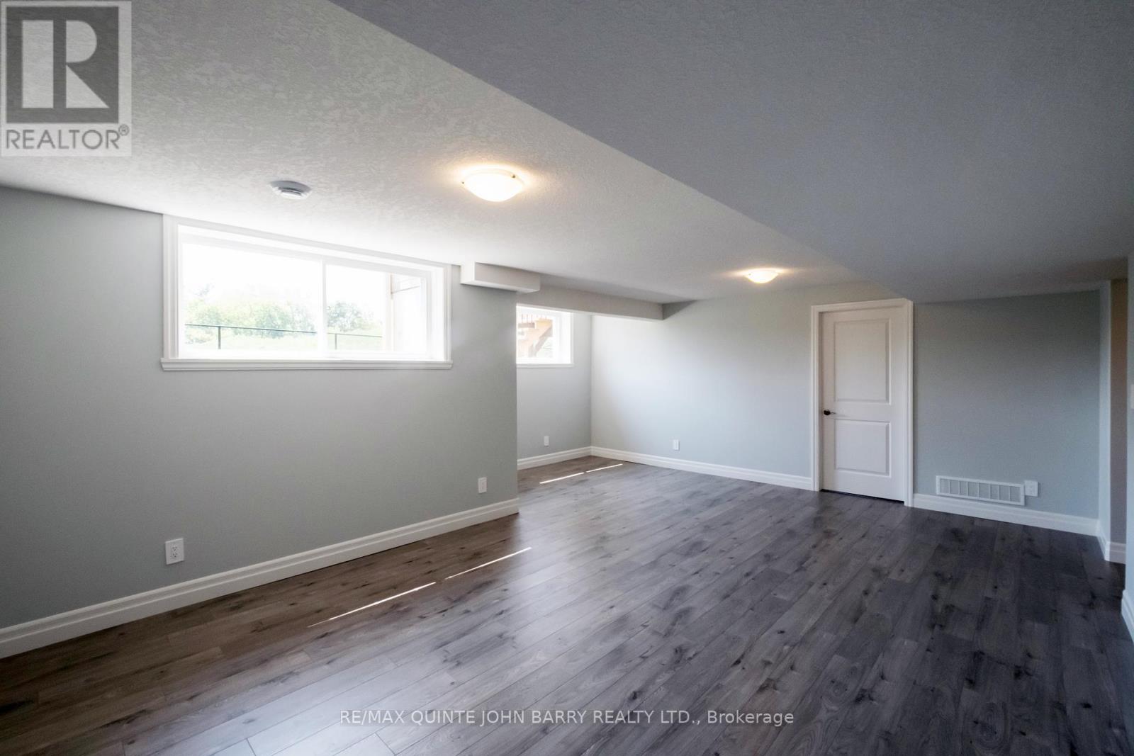 49 Lanark Drive, Belleville, Ontario  K8N 0G8 - Photo 27 - X12219094