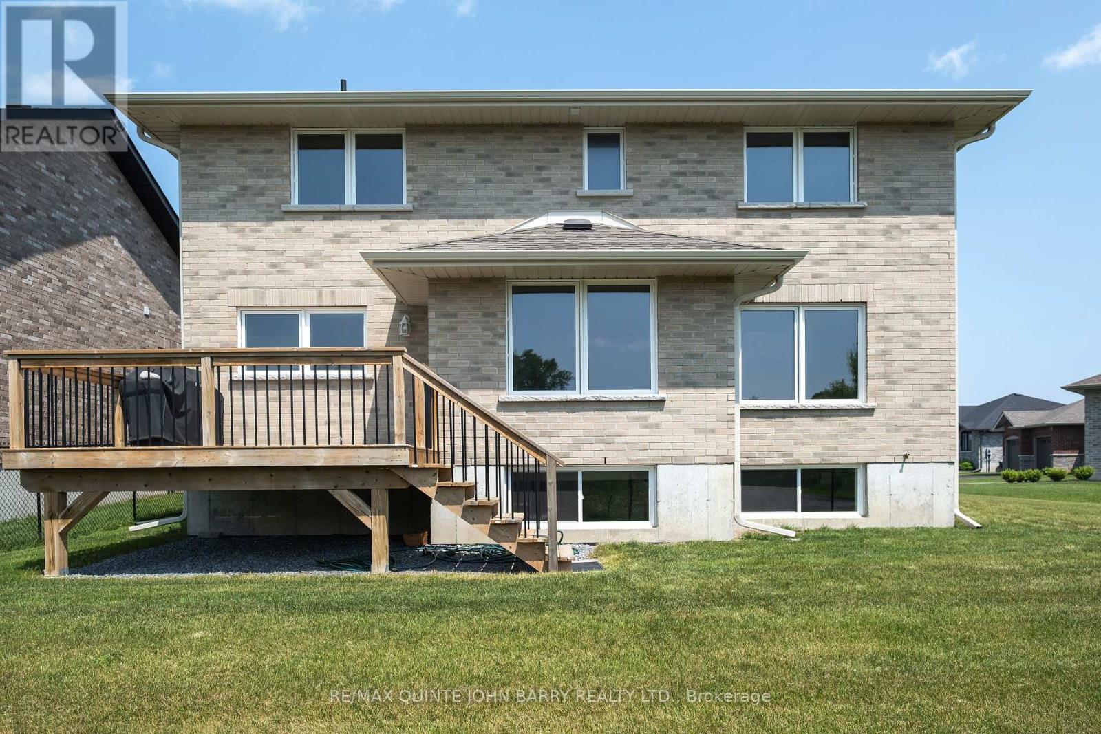 49 Lanark Drive, Belleville, Ontario  K8N 0G8 - Photo 33 - X12219094