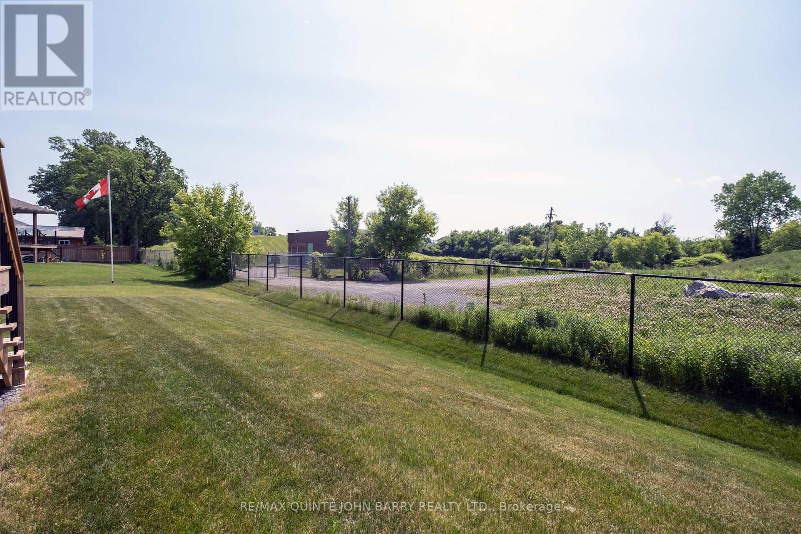 49 Lanark Drive, Belleville, Ontario  K8N 0G8 - Photo 38 - X12219094