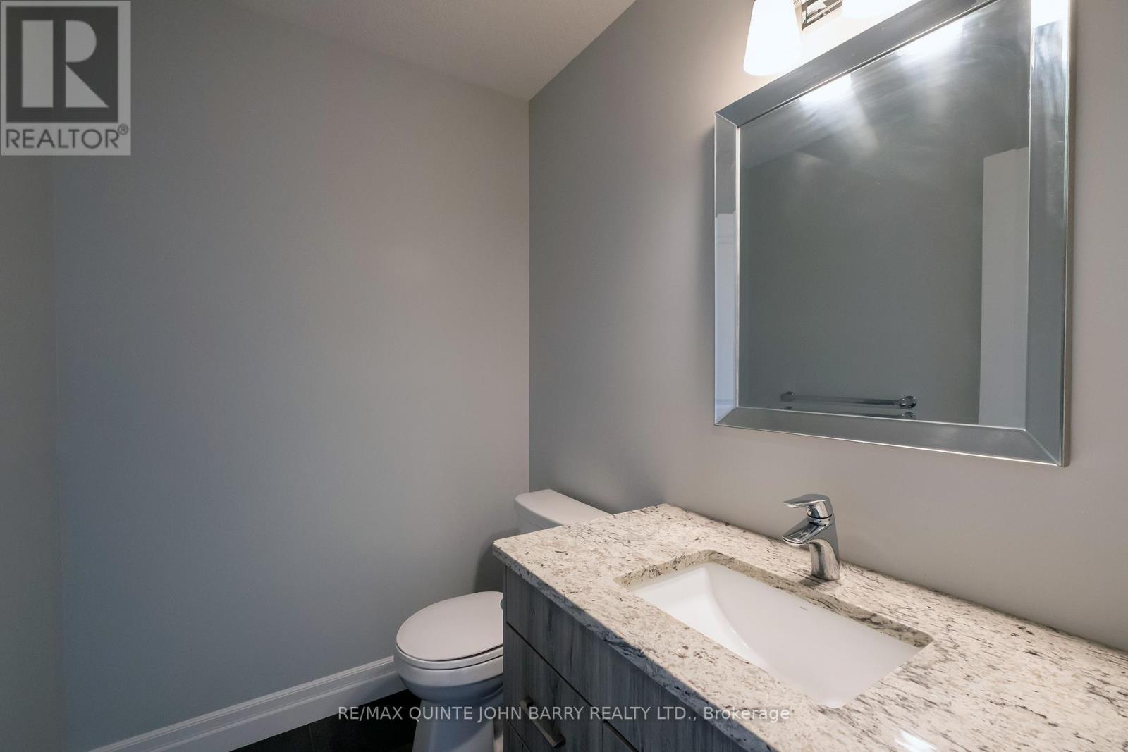 49 Lanark Drive, Belleville, Ontario  K8N 0G8 - Photo 9 - X12219094