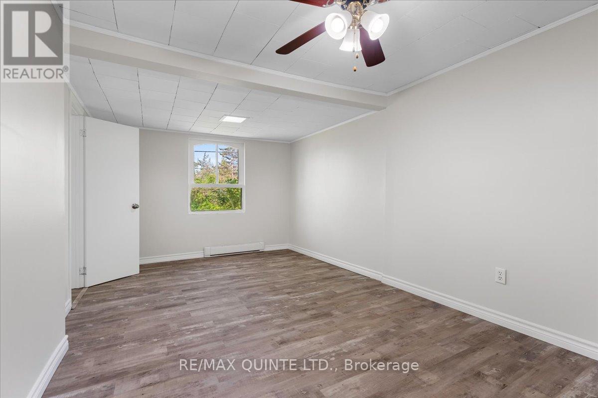 20 County Road 17, Prince Edward County, Ontario  K0K 2T0 - Photo 7 - X12223401