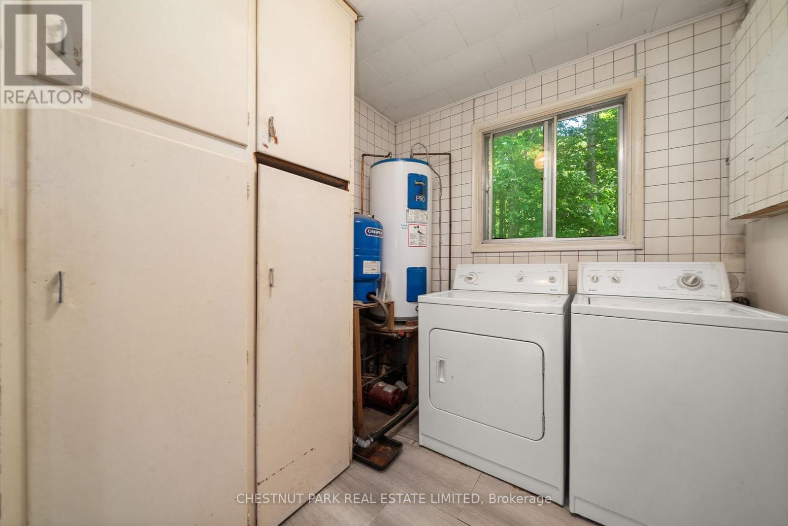 173 Fry Road, Prince Edward County, Ontario  K0K 2T0 - Photo 18 - X12226728