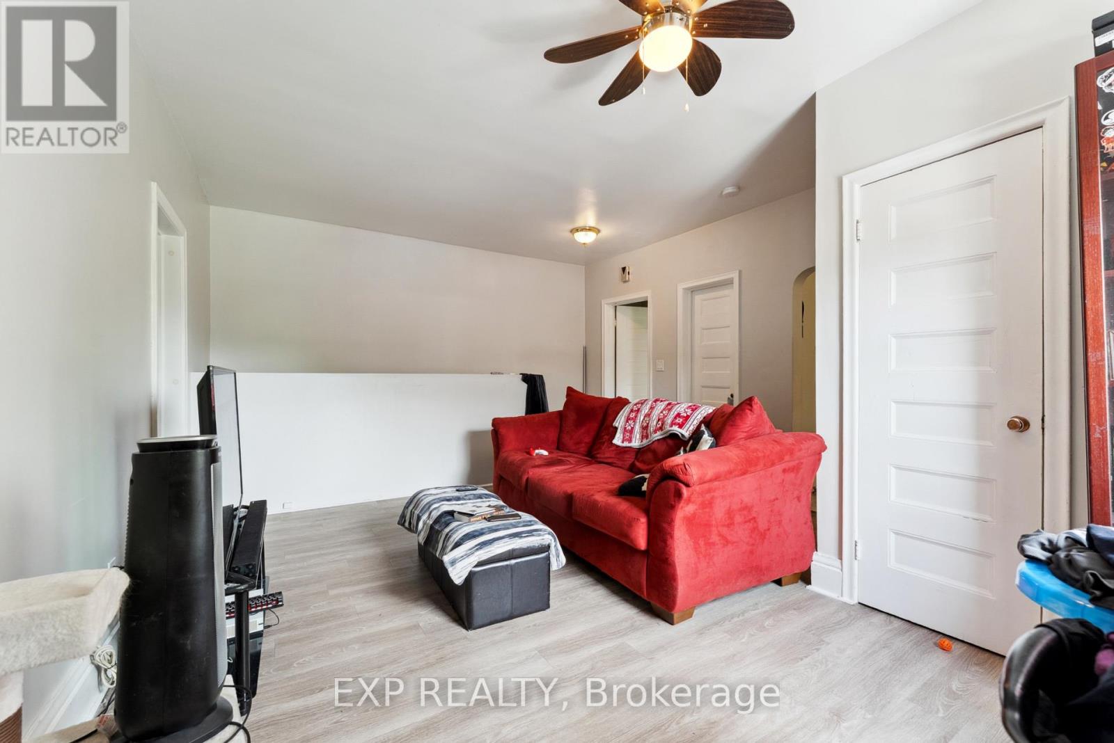 17 Spring Street, Quinte West, Ontario  K8N 2Z6 - Photo 11 - X12228823