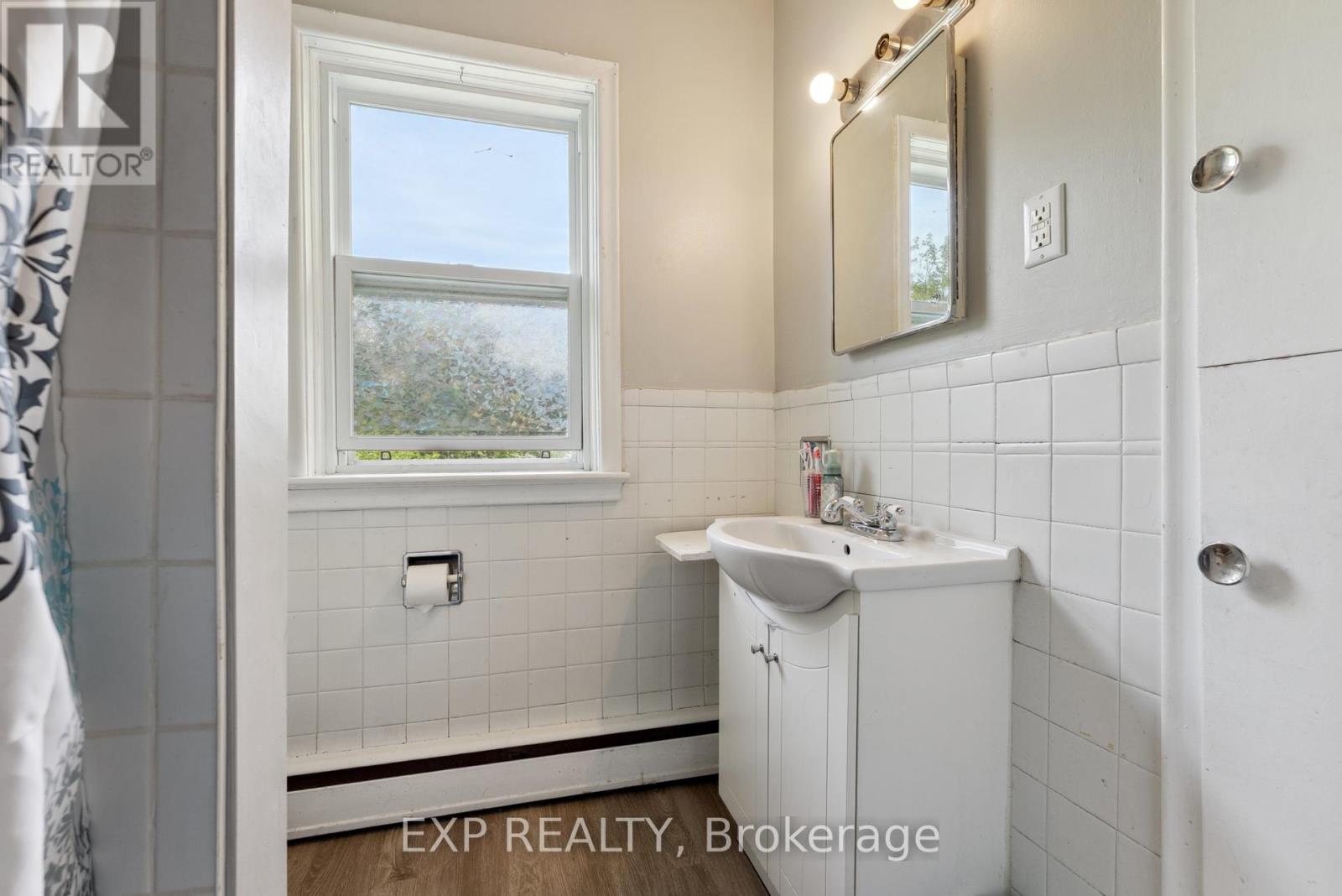 17 Spring Street, Quinte West, Ontario  K8N 2Z6 - Photo 24 - X12228823