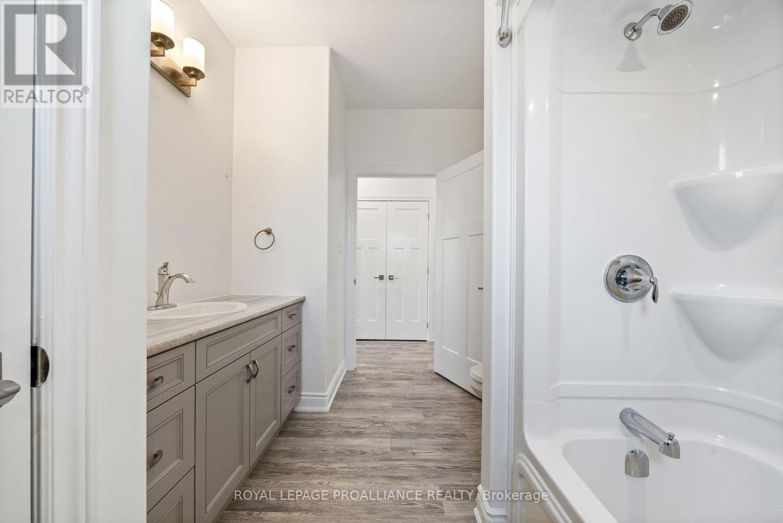12 Dorman Street, Brighton, Ontario  K0K 1H0 - Photo 10 - X12228926