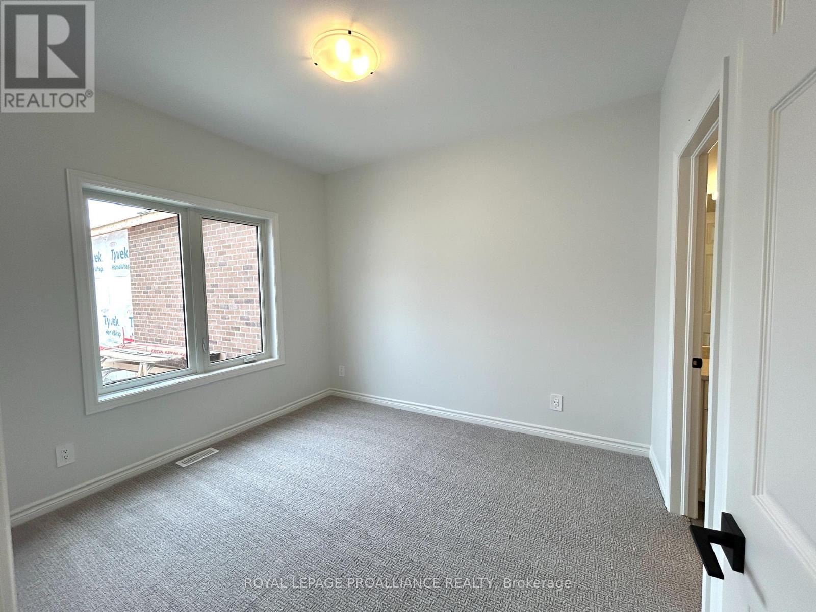 33 Athabaska Drive, Belleville, Ontario  K8N 0T1 - Photo 12 - X12229270