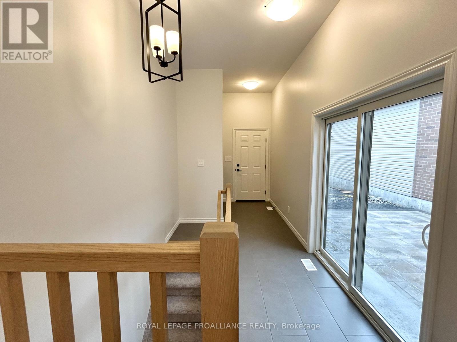 33 Athabaska Drive, Belleville, Ontario  K8N 0T1 - Photo 16 - X12229270