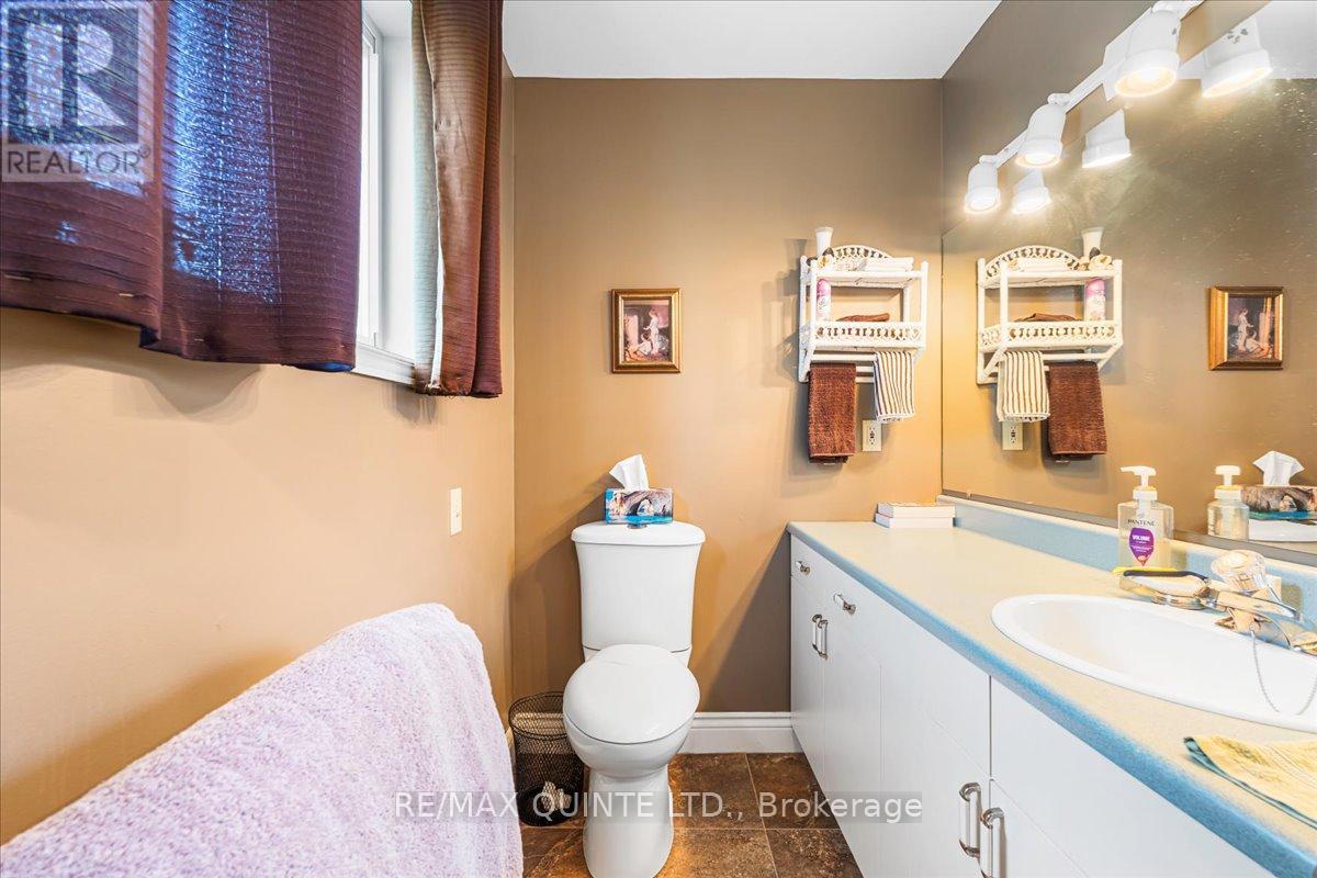 51 Cretney Drive, Prince Edward County, Ontario  K0K 3L0 - Photo 10 - X12230672