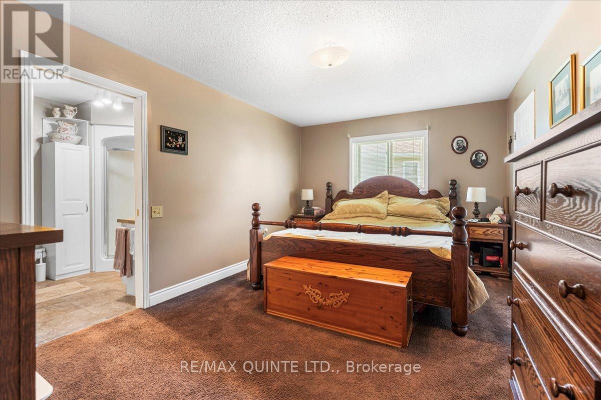 51 Cretney Drive, Prince Edward County, Ontario  K0K 3L0 - Photo 13 - X12230672